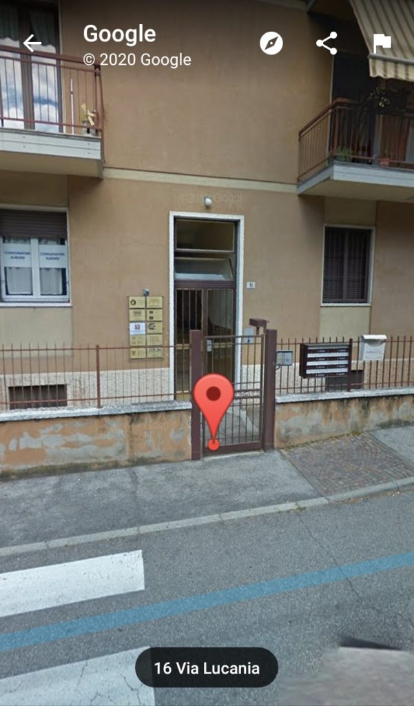 Как я искала "консульства" дыры в Италии